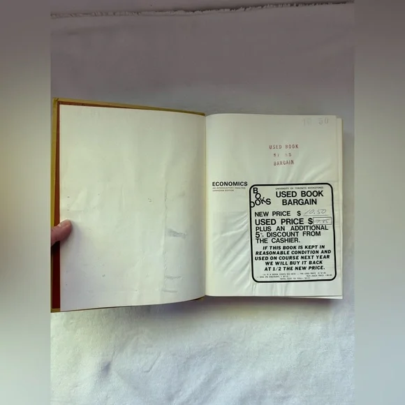 Economics (Canadian Edition) By Samuelson and Scott - Picture 3 of 16